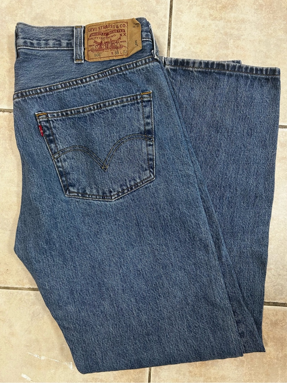 Levi's Men's 501 Dark Blue Straight-Leg Button Fly Jeans 38x32